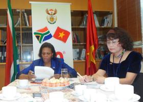 ຫວຽດນາມ ເຂົ້າຮ່ວມ ກອງປະຊຸມສຳມະນາ ສາກົນກ່ຽວກັບແມ່ຍິງ ຢູ່ອາຟະລິກາໃຕ້